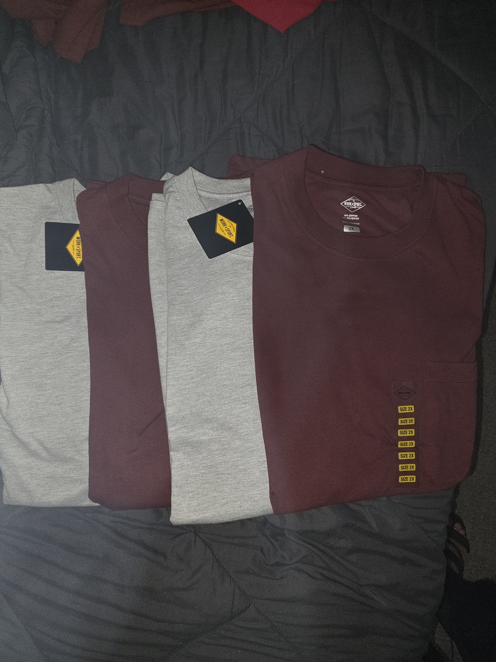 Classic Men's Crew Neck Pocket Tee - Maroon & Light Gray